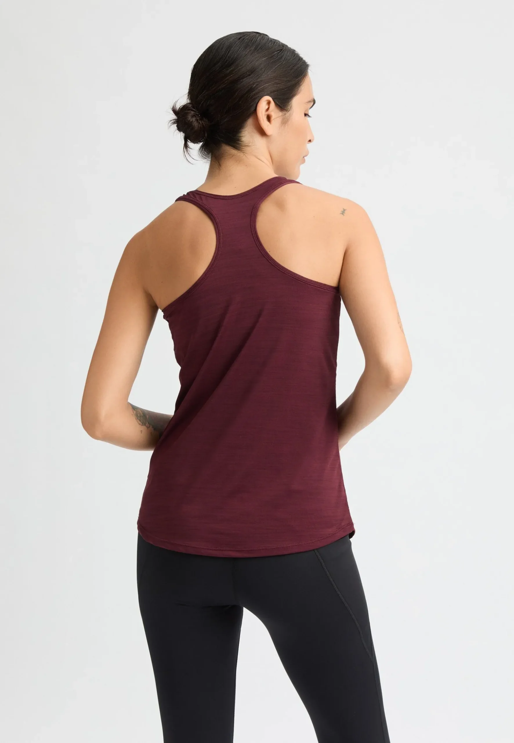 Motion Racerback,<Röhnisch