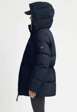 Nellie Jacket,<Röhnisch